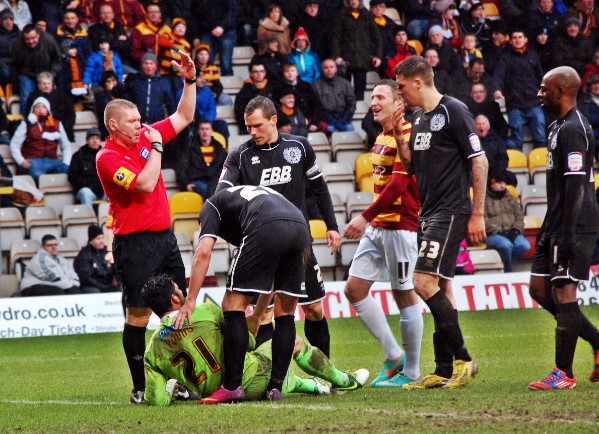 Soi kèo Bradford City vs Aldershot Town chuẩn thắng