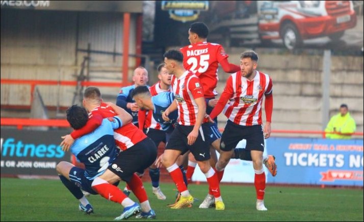 Soi kèo bóng đá Altrincham vs Solihull Moors chính xác nhất